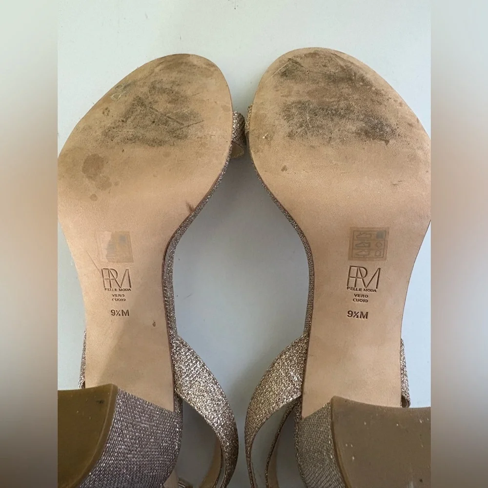 Pelle Moda Sparkly Ankle Strap Metallic Block Heels 9.5